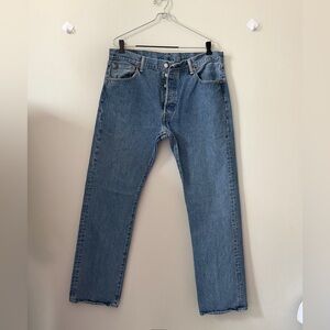 Levi's Men's Straight Fit Blue Denim Jeans